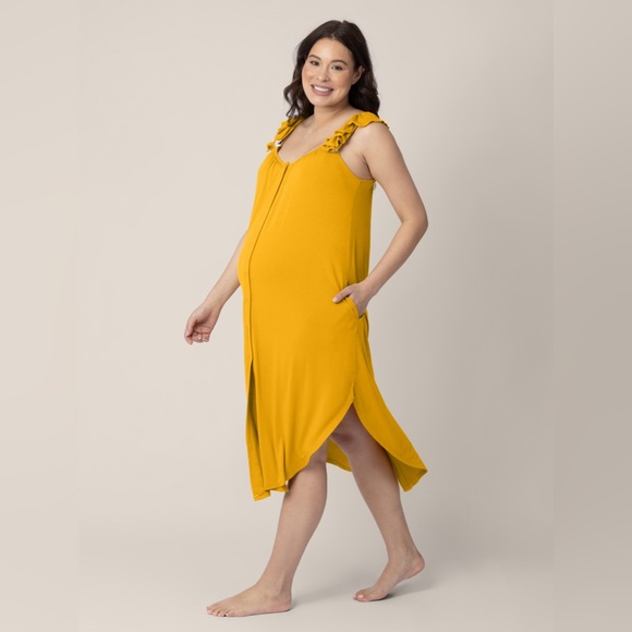 NEVER WORN Ruffle Strap Labor & Delivery Gown in Honey color size XS/S - Picture 3 of 12